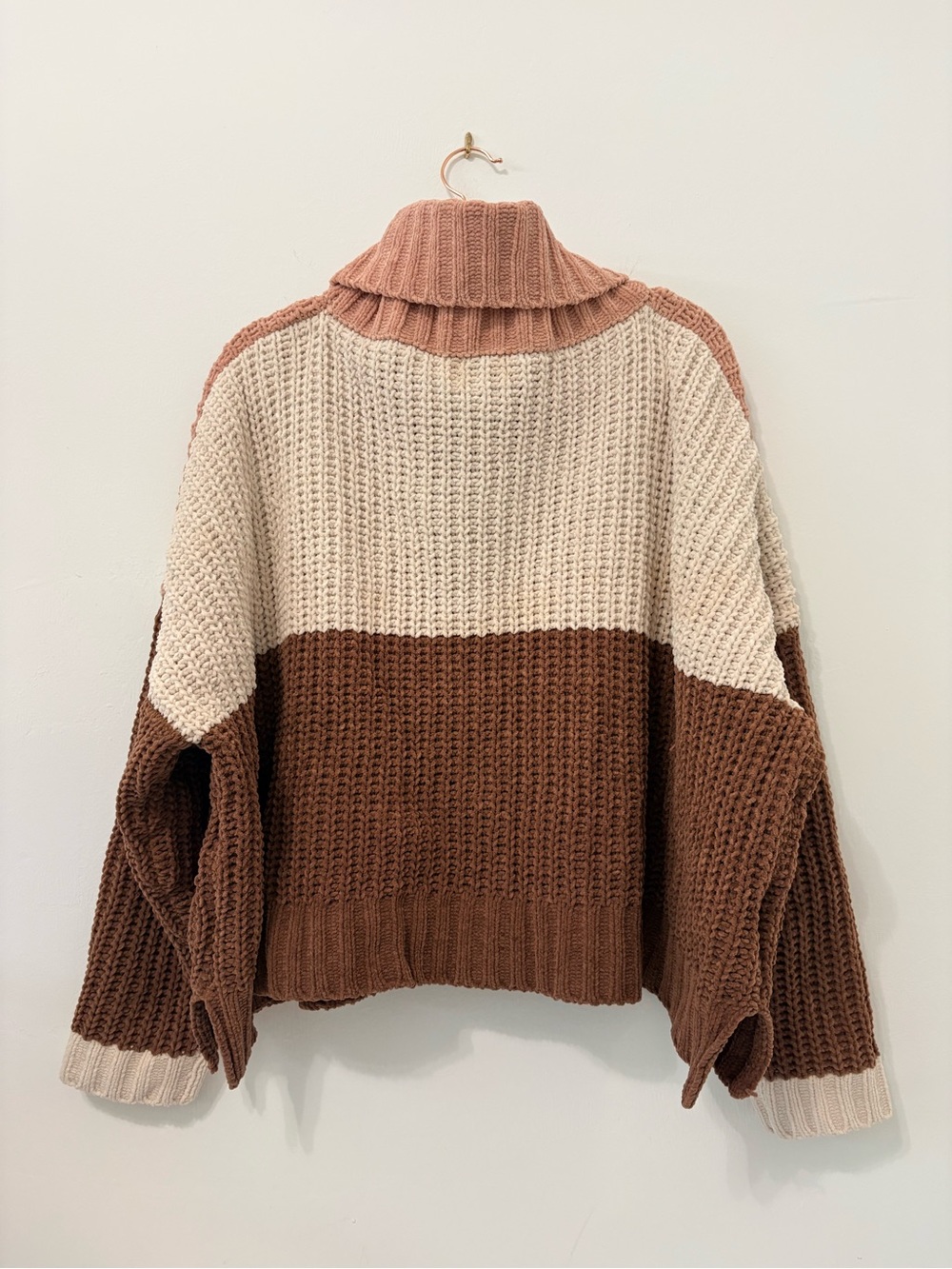 POL High Up in the Sky Knit Oversized Sweater Sz L Colorblock EUC - Picture 7 of 12